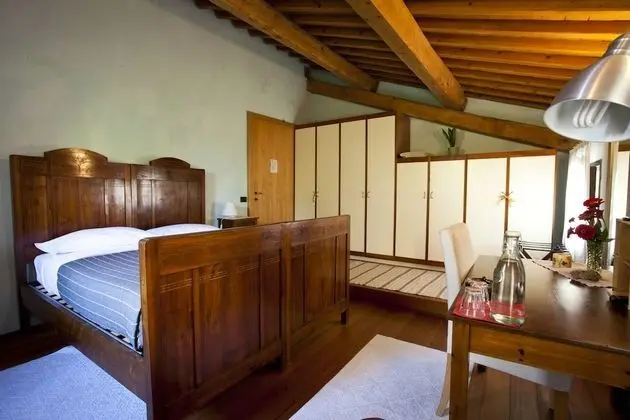 Traditional Oda, Bahçe Manzaralı (Stelle)