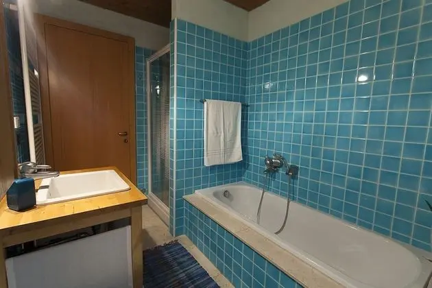 Traditional Oda, Bahçe Manzaralı (Stelle)