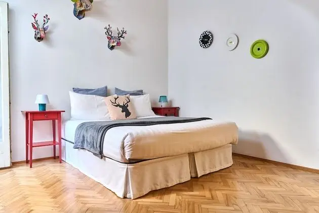 Tek Büyük veya İki Ayrı Yataklı Oda