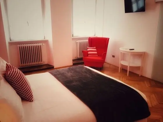 Üç Kişilik Oda