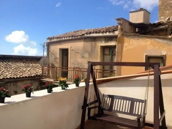 Üç Kişilik Oda (Royal Pink Suite)