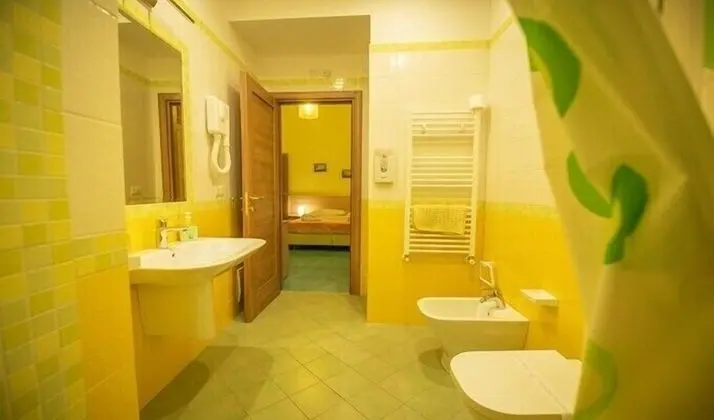 Tek Büyük Yataklı Oda (Limone)