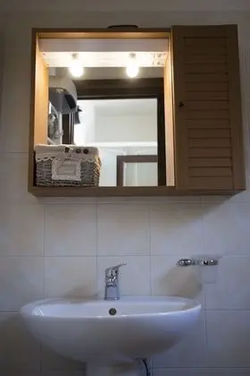 Standard Dört Kişilik Oda, Banyolu/Duşlu