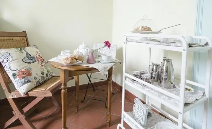 Family Süit, Özel Banyo, Avlu Manzaralı