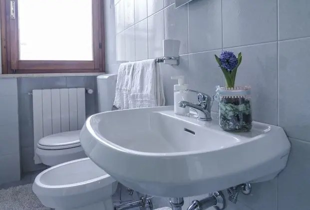 Family Süit, Özel Banyo, Avlu Manzaralı