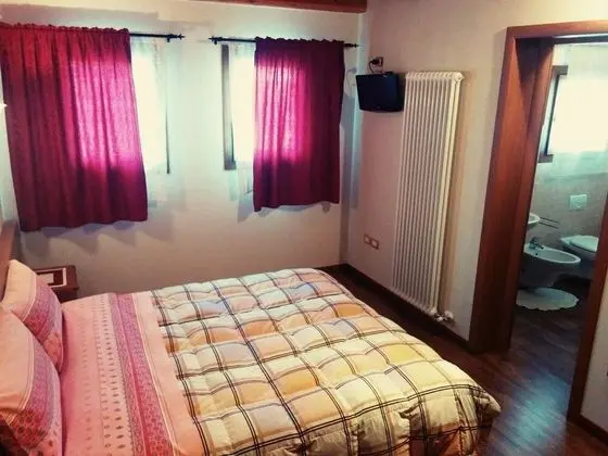 Tek Büyük veya İki Ayrı Yataklı Oda