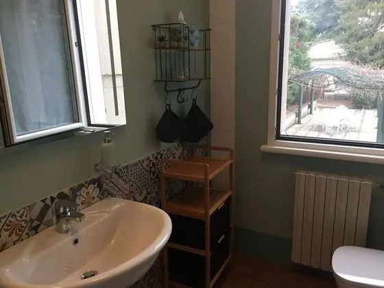 Business Tek Büyük veya İki Ayrı Yataklı Oda