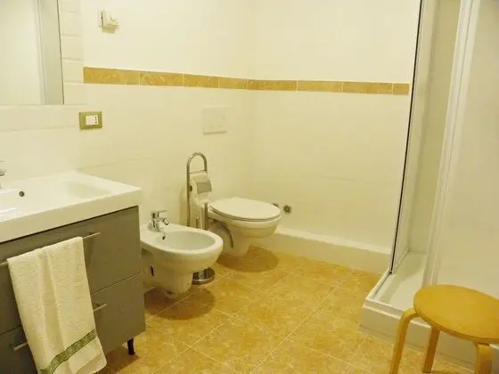 Tek Büyük veya İki Ayrı Yataklı Oda, Teras