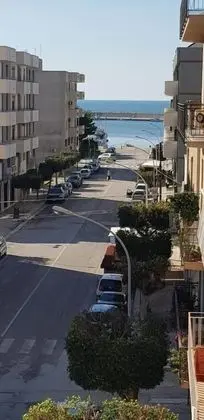Apart Daire, 2 Yatak Odası, Balkon, Deniz Manzaralı