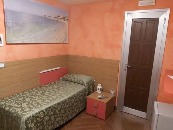 Tek Kişilik Oda