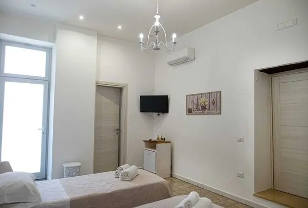 Üç Kişilik Oda