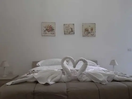 Üç Kişilik Oda