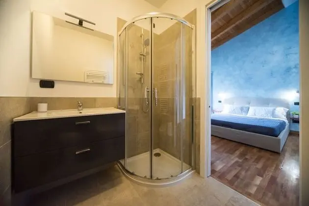 Family Oda, Göl Manzaralı (Edera)