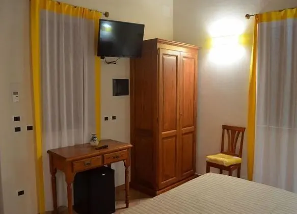 Classic Tek Büyük veya İki Ayrı Yataklı Oda