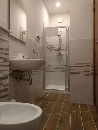 Tek Büyük Yataklı Oda, 1 Çift Kişilik Yatak, Balkon, Deniz Manzaralı