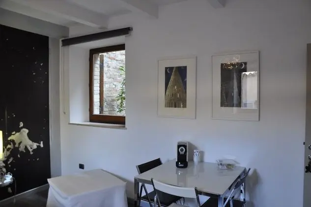 Üç Kişilik Oda, Şehir Manzaralı