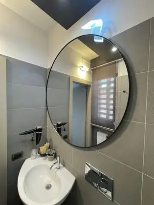 Üç Kişilik Oda, Şehir Manzaralı