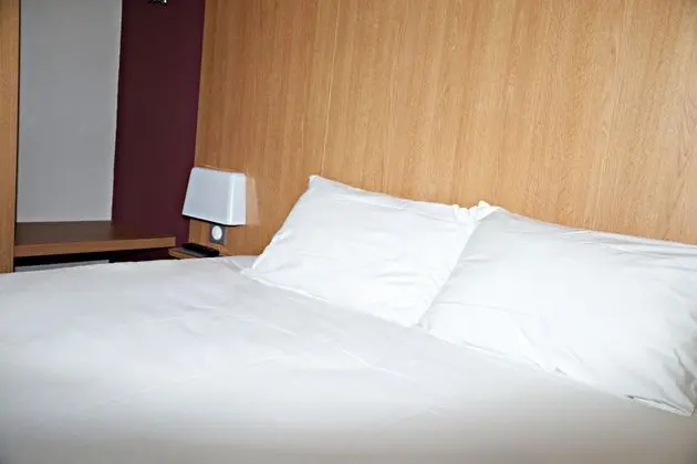 Tek Büyük Yataklı Oda, Sigara İçilmez