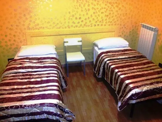 Tek Büyük veya İki Ayrı Yataklı Oda