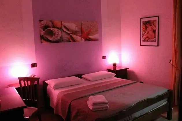 Tek Büyük veya İki Ayrı Yataklı Oda