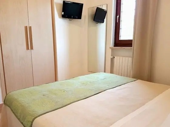 Economy Tek Büyük Yataklı Oda