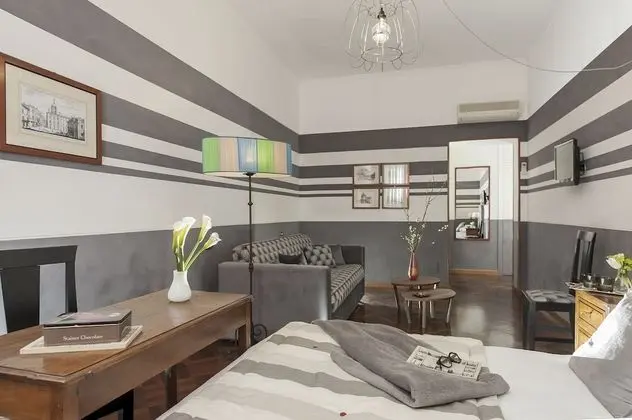 Comfort Tek Büyük Yataklı Oda