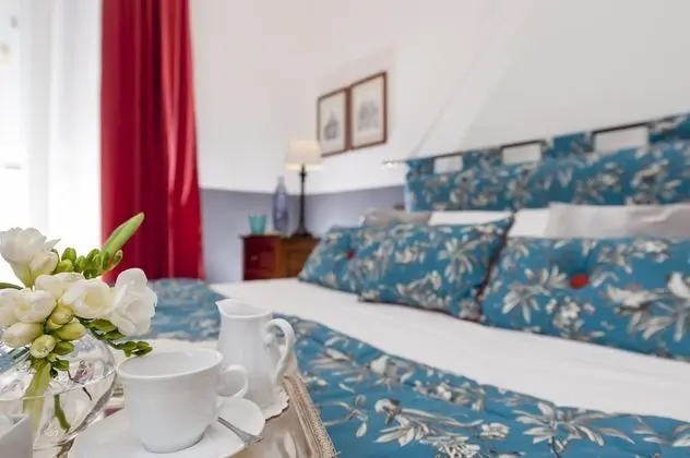 Tek Büyük Yataklı Oda