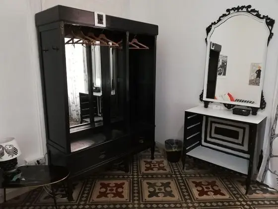 Economy Tek Büyük Yataklı Oda