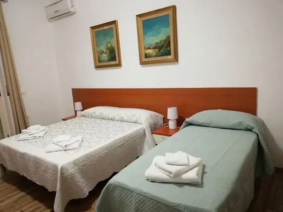 Deluxe Üç Kişilik Oda, Deniz Manzaralı