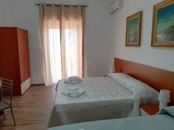 Deluxe Üç Kişilik Oda, Deniz Manzaralı
