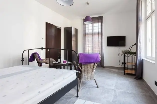 Deluxe Tek Büyük Yataklı Oda