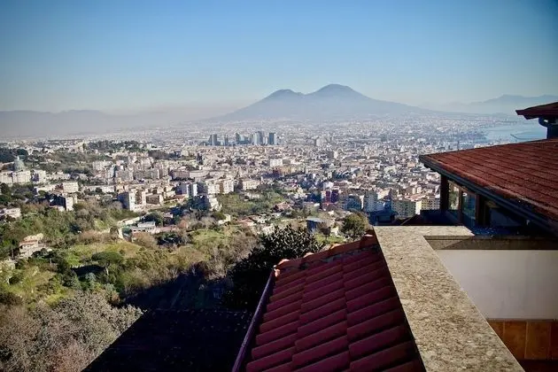 Premium Üç Kişilik Oda, Banyolu/Duşlu (Industrial)