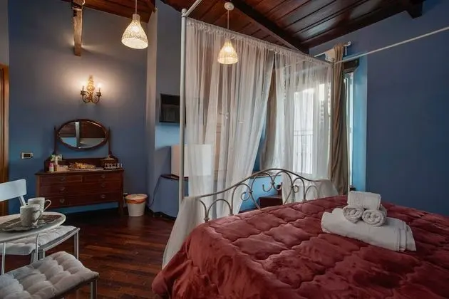 Romantic Üç Kişilik Oda, Banyolu/Duşlu, Bahçe Manzaralı (Romance)