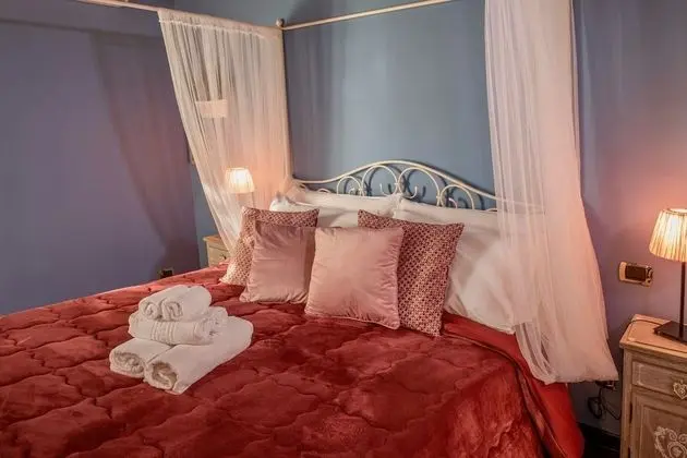 Romantic Üç Kişilik Oda, Banyolu/Duşlu, Bahçe Manzaralı (Romance)