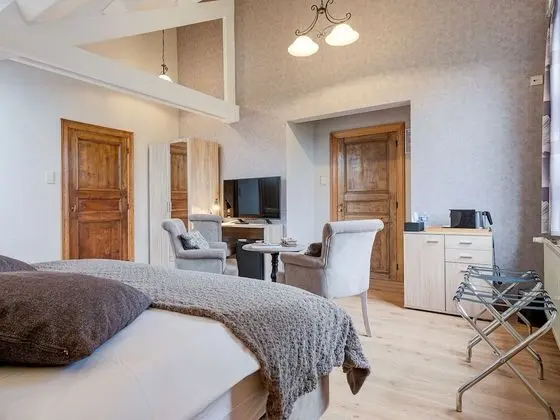 Deluxe Tek Büyük veya İki Ayrı Yataklı Oda (4)