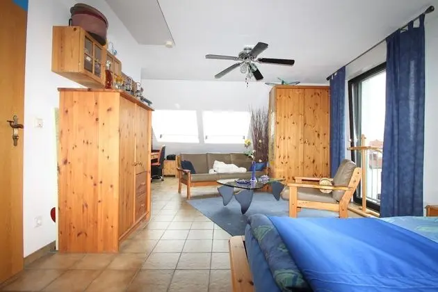 Business Stüdyo, Birden Çok Yatak, Sigara İçilmez, Mikrodalga (Dachstudio mit Seeblick)