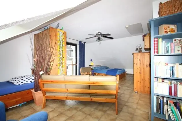 Business Stüdyo, Birden Çok Yatak, Sigara İçilmez, Mikrodalga (Dachstudio mit Seeblick)