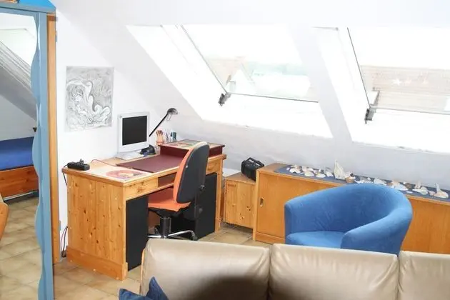 Business Stüdyo, Birden Çok Yatak, Sigara İçilmez, Mikrodalga (Dachstudio mit Seeblick)