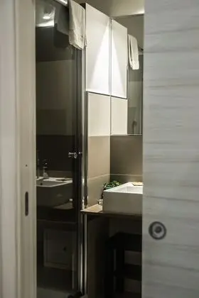 Basic Tek Büyük Yataklı Oda