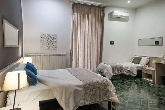 Deluxe Üç Kişilik Oda
