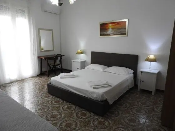 Tek Büyük Yataklı Oda, Balkon