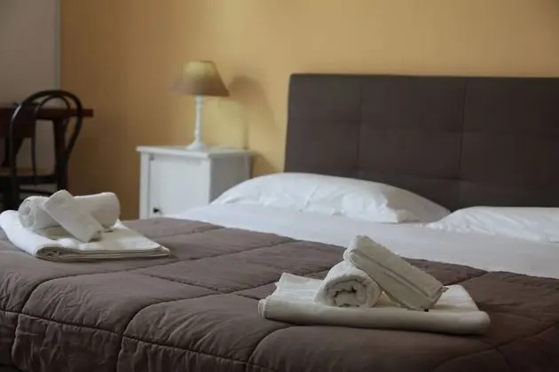 Tek Büyük Yataklı Oda, Balkon