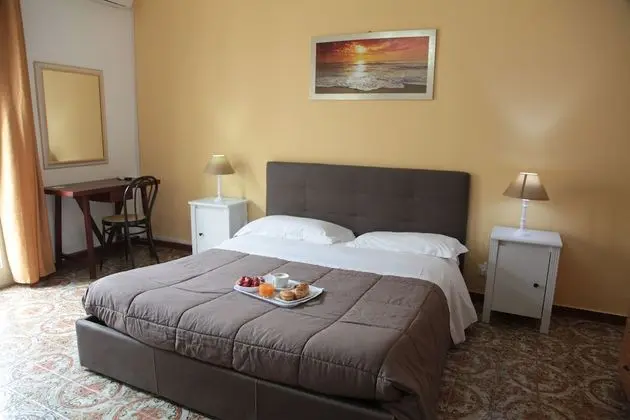 Tek Büyük Yataklı Oda, Balkon