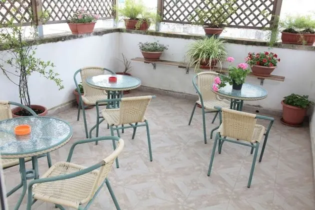 Tek Büyük Yataklı Oda, Balkon