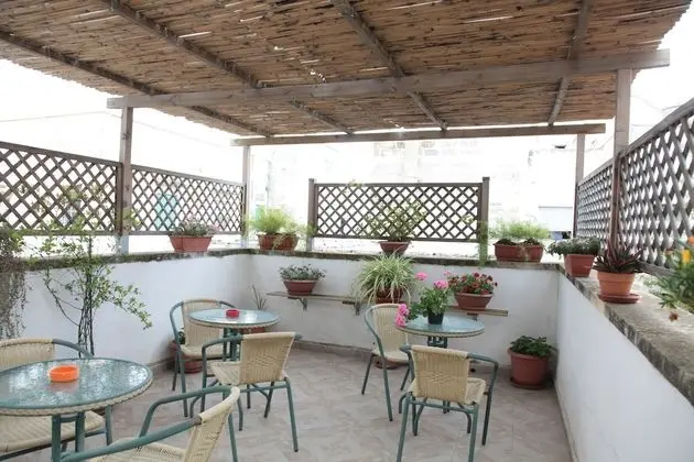 Tek Büyük Yataklı Oda, Balkon