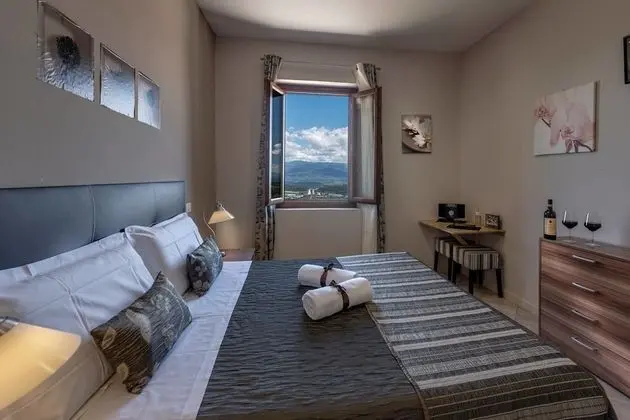 Tek Büyük Yataklı Oda, Teras