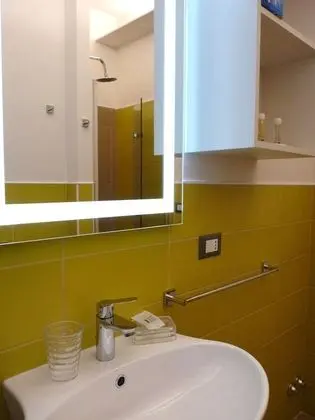 Comfort Tek Büyük veya İki Ayrı Yataklı Oda