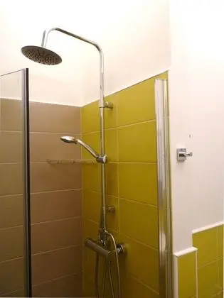 Comfort Tek Büyük veya İki Ayrı Yataklı Oda