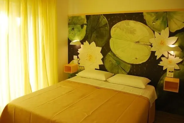 Tek Büyük veya İki Ayrı Yataklı Oda