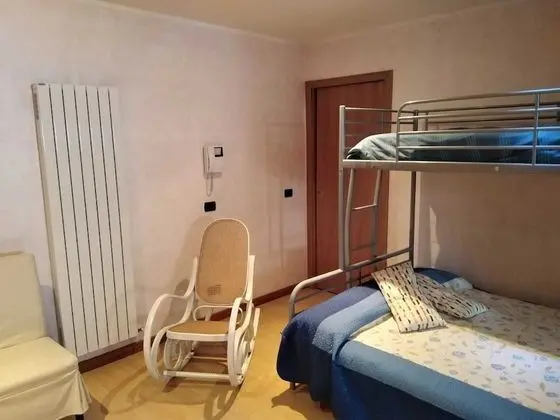 Dört Kişilik Oda, Göl Manzaralı